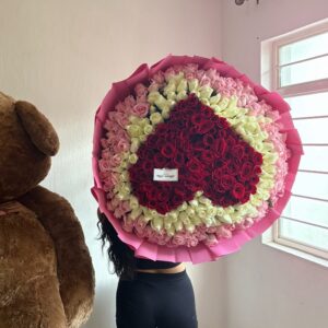 Ramo de 300 rosas corazón