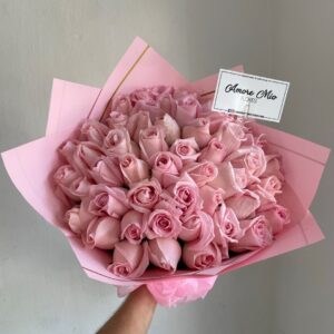 Ramo de 50 rosas rositas