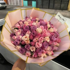 Ramo de 100 rosas pastel