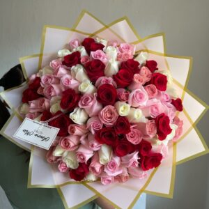 Ramo 100 rosas mixto
